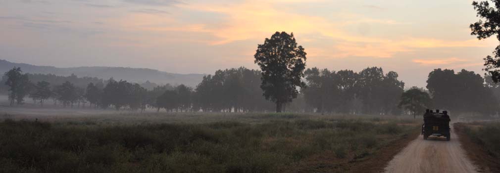 how to reach pench national park
